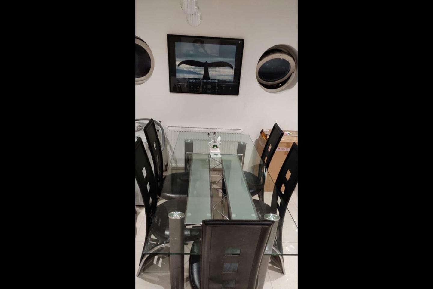 London Stratford - Spacious 2 Bed Flat With Secured Parking & Private Garden Exterior photo